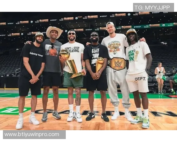 绿军与尼克斯首发阵容对决普理查德小白杰伦布朗豪泽科塔齐上阵